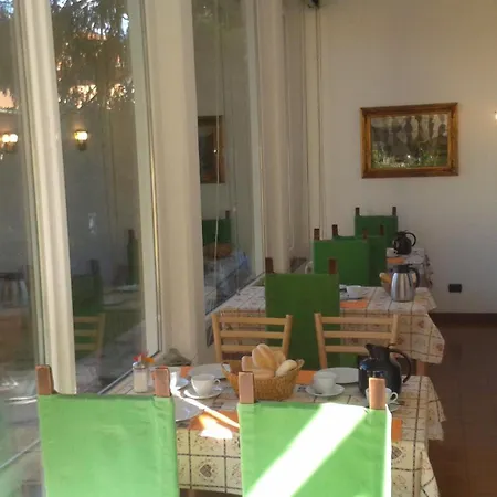 Le Colombine Bed & Breakfast Abbadia Lariana