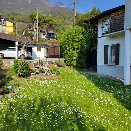 Le Colombine Alojamento de Acomodação e Pequeno-almoço Abbadia Lariana