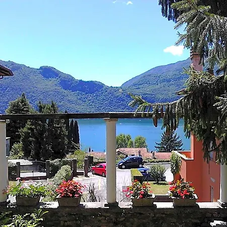 Le Colombine Bed & Breakfast Abbadia Lariana