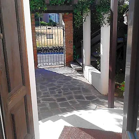 Le Colombine Bed & Breakfast Abbadia Lariana